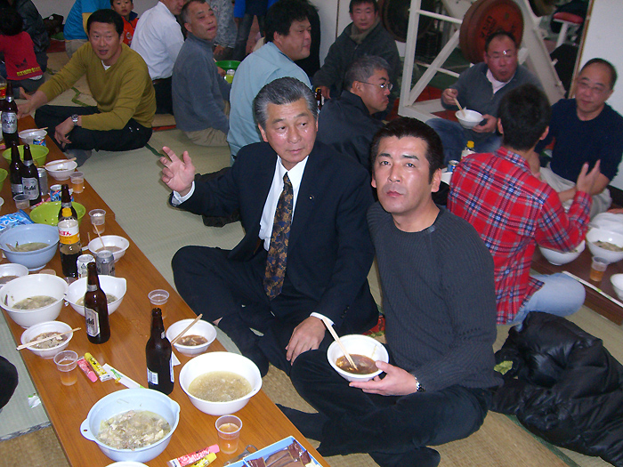 大山倍達総裁時代から続く「三好道場伝統の鳥の水炊き会」 (2011年12月度)