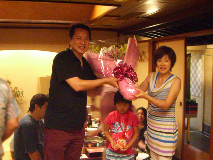 2013ドリームカップ（全国大会）祝勝会哲ちゃんの奥様、永野彰子さん（南海放送アナウンサー）の20年間お疲れ様会
