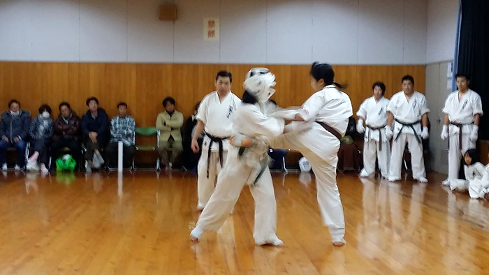 �X�������A���i�ɒ���I