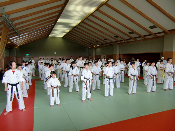 ��34��l�����R���������m��