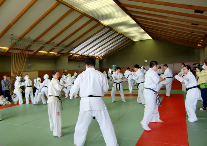 ��34��l�����R���������m��