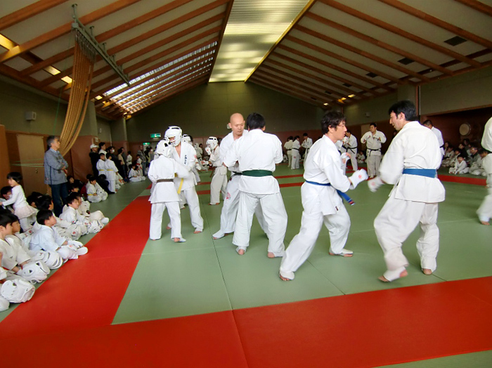��34��l�����R���������m��