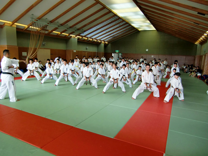 ��37��l�����R���������m��
