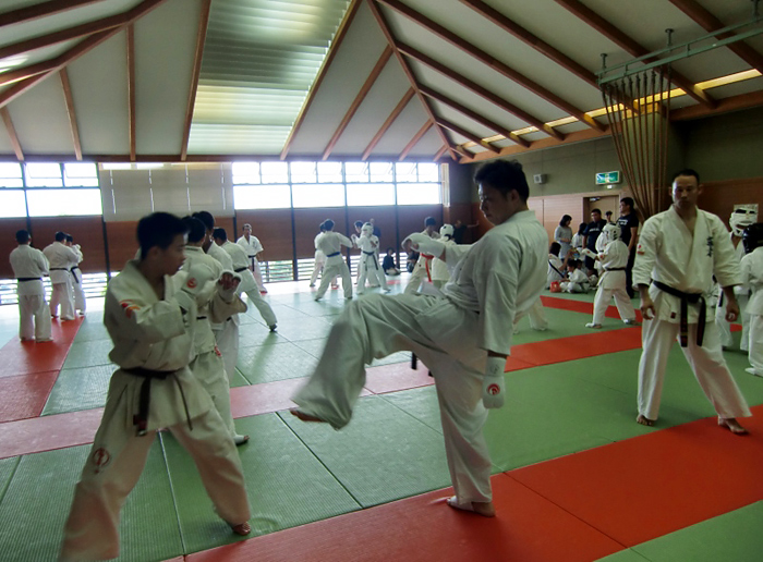 ��37��l�����R���������m��