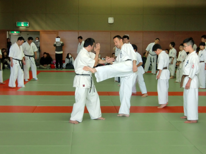 ��38��l�����R���������m��