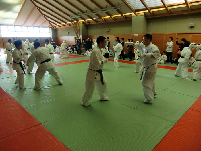 ��38��l�����R���������m��