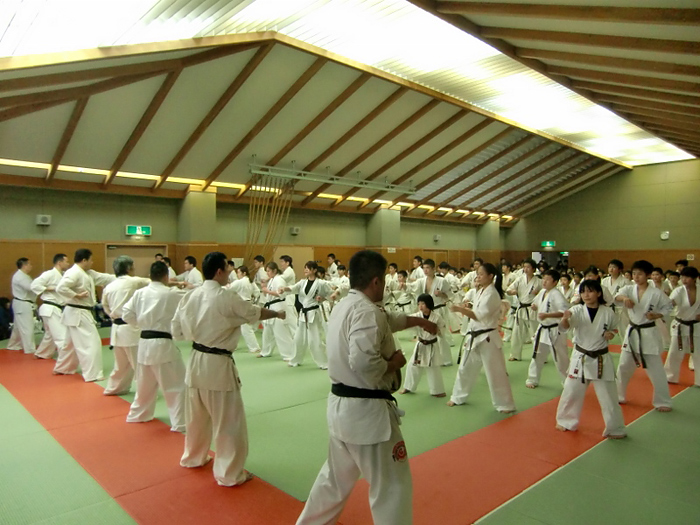 ��38��l�����R���������m��