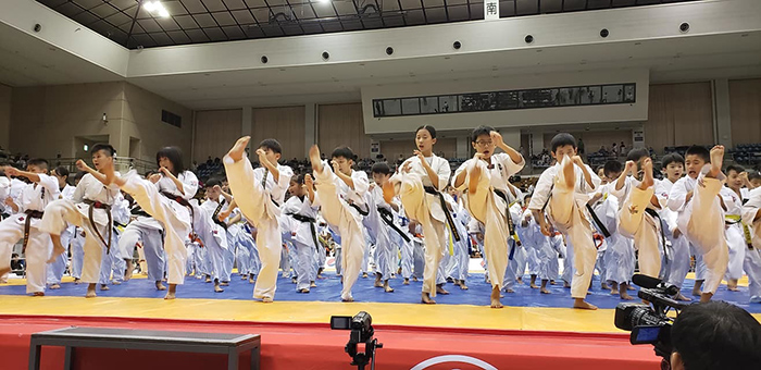 ��33��S��B��蓹�I�茠��� ���w1�N���q�㋉�̕��ŐX���t�I�肪�D���I�I